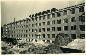 Anno 1950: il "nuovo" Istituto Leone XIII a lavori quasi ultimati.